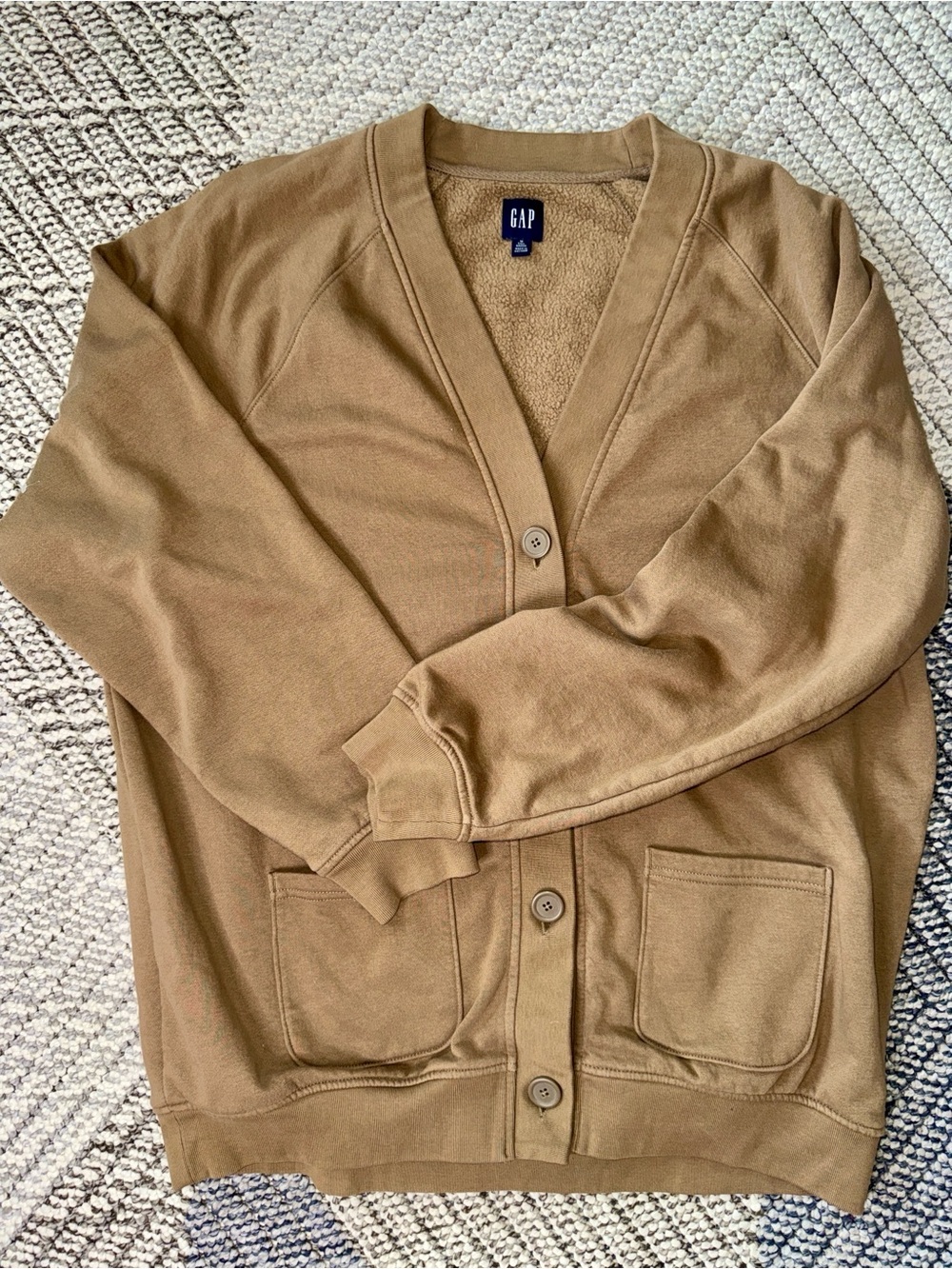 GAP Oversized Tan Fleece Cardigan — Size M Tall